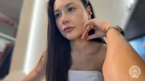 lisandriaaa online show from 06-04-26, 01:39