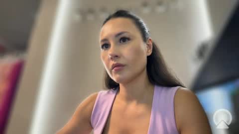lisandriaaa online show from 06-18-26, 12:20