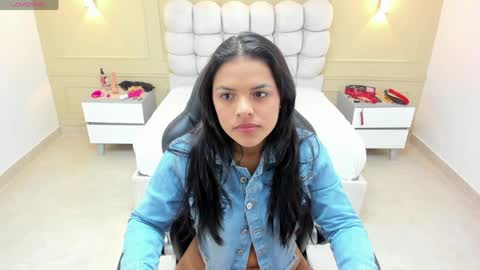  L I S A P A L M E R  online show from 04-01-26, 12:28