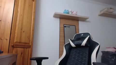 Lisaskybaby online show from 04-01-26, 04:59