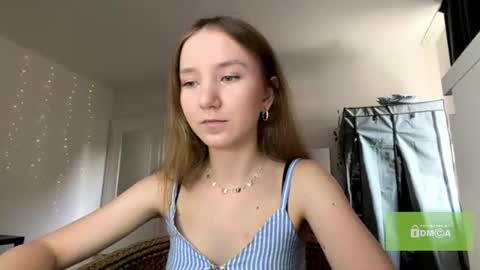 lisasmall online show from 07-16-26, 04:46