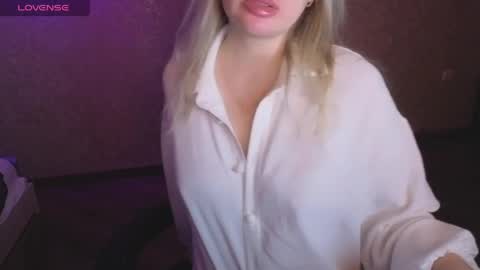 Anna online show from 04-07-26, 02:23