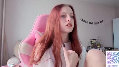 Snapshot of lisiasweet chatting on 10-03-25, 07:38 Lika online show from 10-03-25, 07:38