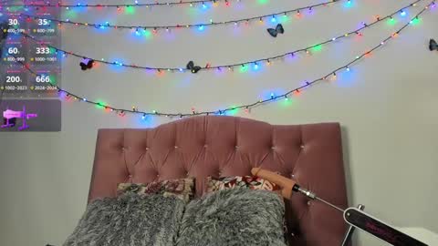 Snapshot of lissa_brown_ chatting on 12-10-24, 01:54 Lissa online show from 12-10-24, 01:54