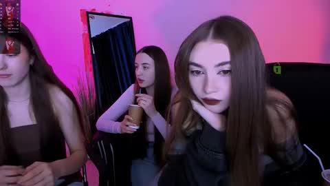 lissa_night online show from 10-17-25, 12:52