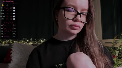 Snapshot of lissa_rose chatting on 12-09-24, 06:35 lissa_rose online show from 12-09-24, 06:35