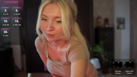 Snapshot of lissablush_ chatting on 09-17-25, 09:33 Lissa online show from 09-17-25, 09:33