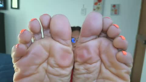 Lissafeethot online show from 07-27-26, 07:54