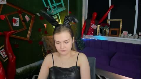 Snapshot of lissatelor chatting on 06-03-26, 01:36 Lissa Telor online show from 06-03-26, 01:36