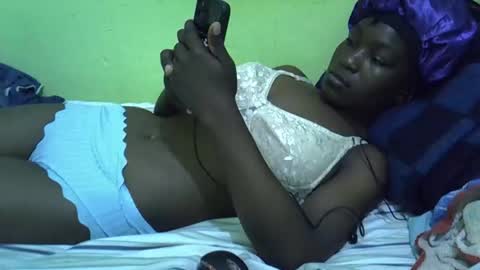 lisssa01 online show from 09-18-25, 12:29