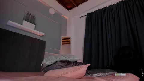 Lissy online show from 02-20-25, 01:36