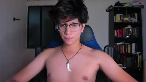 Literateboy online show from 05-17-26, 01:47