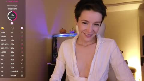 Alisa online show from 10-06-25, 08:17