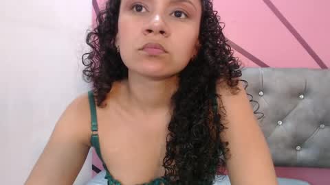 Snapshot of little18doll chatting on 05-29-26, 09:57 little18doll online show from 05-29-26, 09:57