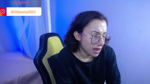 Snapshot of little__amy_ chatting on 12-14-24, 05:18 AMY online show from 12-14-24, 05:18