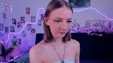 Bella online show from 12-16-25, 07:24