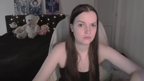 little__flowers online show from 11-24-25, 09:20