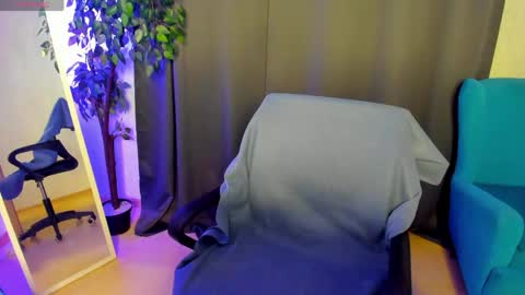 Isabel online show from 05-26-26, 01:34