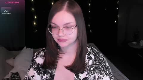 Eva online show from 12-18-24, 01:23