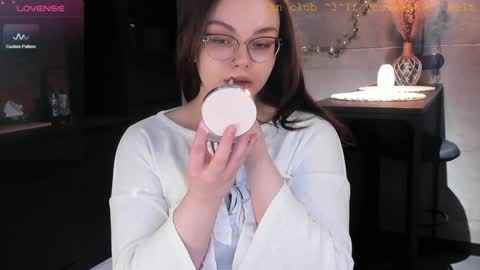 Eva online show from 01-02-25, 01:51