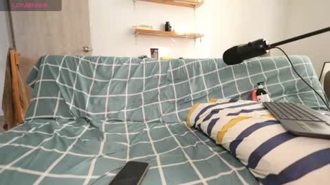 Snapshot of little_bear00 chatting on 06-18-26, 01:04 Little bear - give my room a like thanks. online show from 06-18-26, 01:04