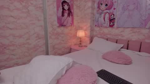 Snapshot of little_doll_4u chatting on 09-17-25, 02:19 ANNI online show from 09-17-25, 02:19