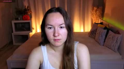 Alexandra online show from 10-13-25, 02:44