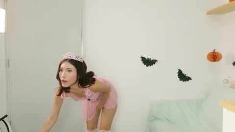 Little Effy online show from 10-14-25, 11:27