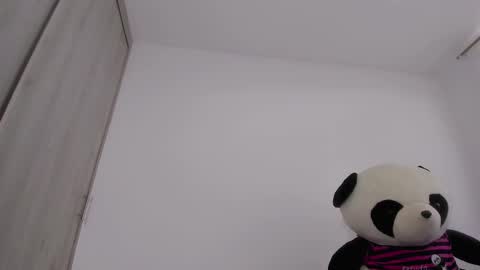 Emily online show from 09-28-25, 07:19