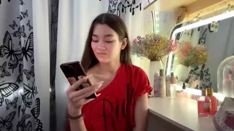 Viiola online show from 12-02-25, 09:36