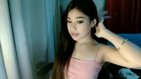 Snapshot of little_jessica17 chatting on 06-30-26, 01:45 JELYAN online show from 06-30-26, 01:45