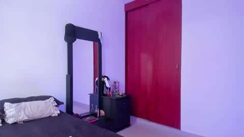 kayla  Instagram kayla 71082 online show from 02-12-25, 03:27