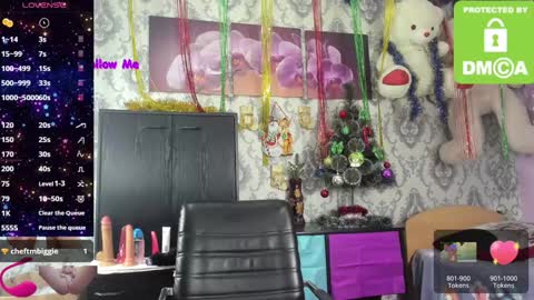 Snapshot of little_letti chatting on 01-12-25, 02:35 Letti online show from 01-12-25, 02:35