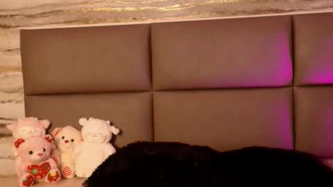 little_mayy online show from 02-13-26, 12:23