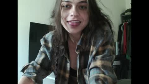 Snapshot of little_my1 chatting on 05-19-26, 05:08 Kyra online show from 05-19-26, 05:08