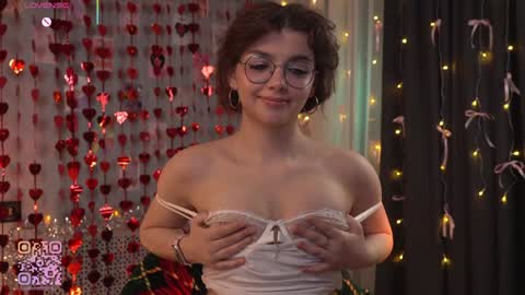 Kiki online show from 02-16-26, 10:28