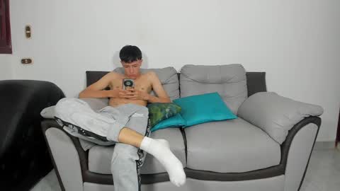 little_show_sexy online show from 11-15-25, 03:48