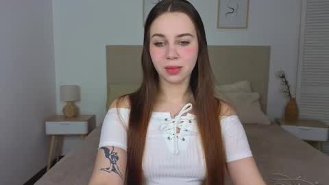 Snapshot of little_siin chatting on 02-19-26, 02:02 little_siin online show from 02-19-26, 02:02