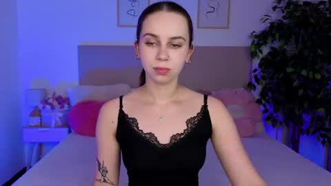 little_siin online show from 06-10-26, 09:35