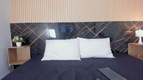 Tania online show from 11-29-25, 08:01