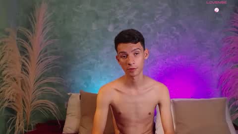 Juan Ferrer online show from 03-11-25, 01:16