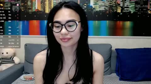 Snapshot of little_v1rgin_angel chatting on 12-09-24, 02:06 Kwan online show from 12-09-24, 02:06