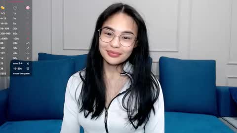 Snapshot of little_v1rgin_angel chatting on 03-05-25, 06:23 Kwan online show from 03-05-25, 06:23