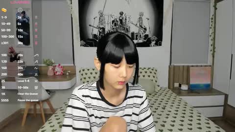 Yena and Gabby online show from 03-26-26, 05:07