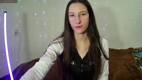 LittleAhWitch online show from 03-04-25, 10:46