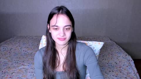 Snapshot of littleashleyy chatting on 12-24-24, 09:00 littleashleyy online show from 12-24-24, 09:00