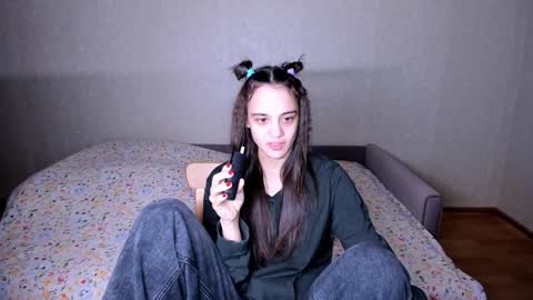 Snapshot of littleashleyy chatting on 12-27-24, 05:48 littleashleyy online show from 12-27-24, 05:48