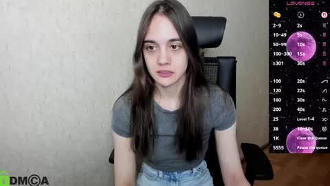 littleashleyy online show from 04-18-26, 06:12