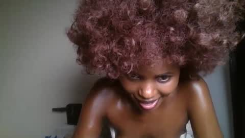 Snapshot of littlebunny2_ chatting on 01-09-26, 11:28 littlebunny2 online show from 01-09-26, 11:28