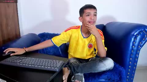 Snapshot of littlecum18 chatting on 07-03-26, 12:22 Pipe online show from 07-03-26, 12:22